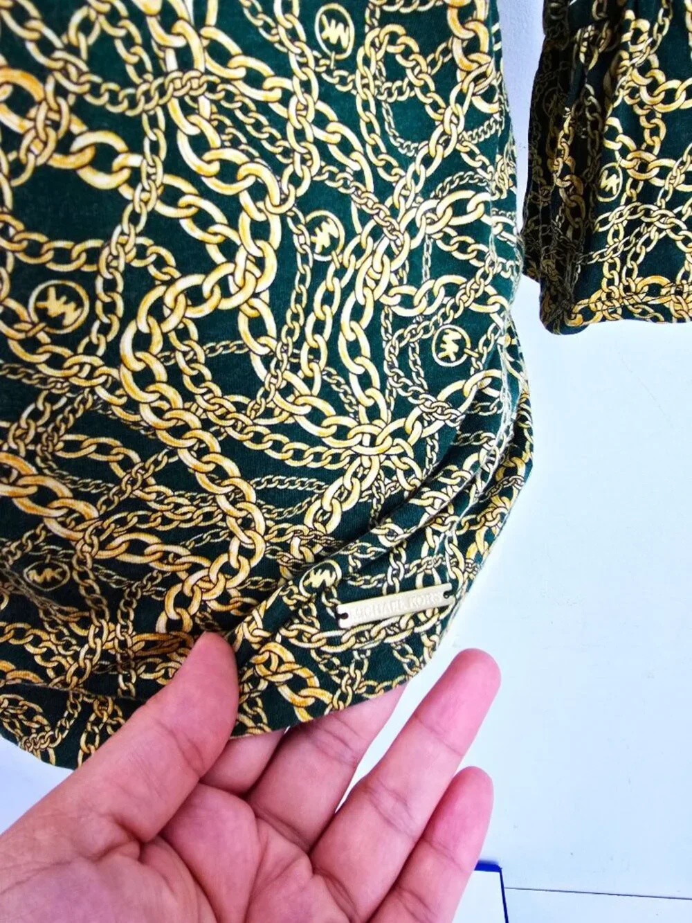 Michael Kors Green Gold Chainlink 3/4 Ruffle Sleeve Boxy Scoop Neck Top Women L